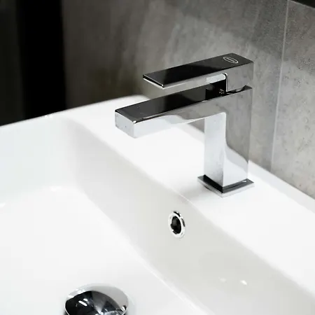 Homeby, Casa Due Agosto * Bolonia